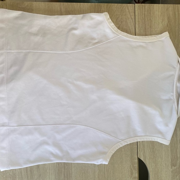 Vintage Nike Womens White Sleeveless Collar Crop Style Top Size Small - Picture 6 of 6